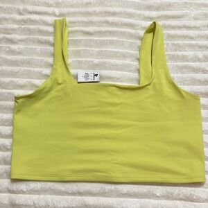 Express Body Contour Crop